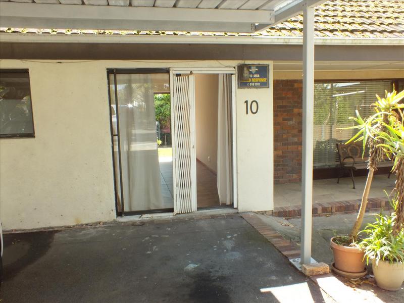 To Let 1 Bedroom Property for Rent in La Rochelle Western Cape